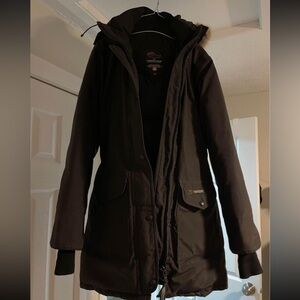 Canada goose trillium jacket (large)